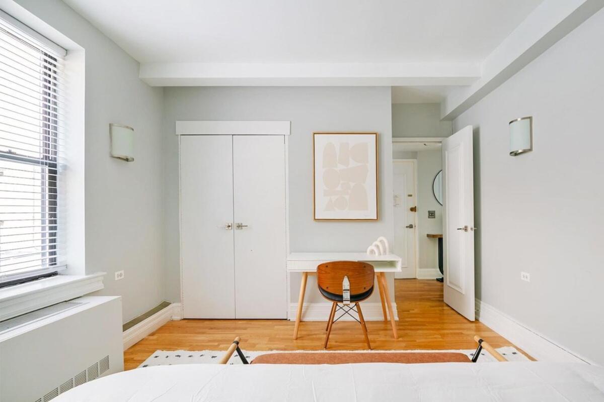73-208 New 2br2bath Uws Doorman Gym