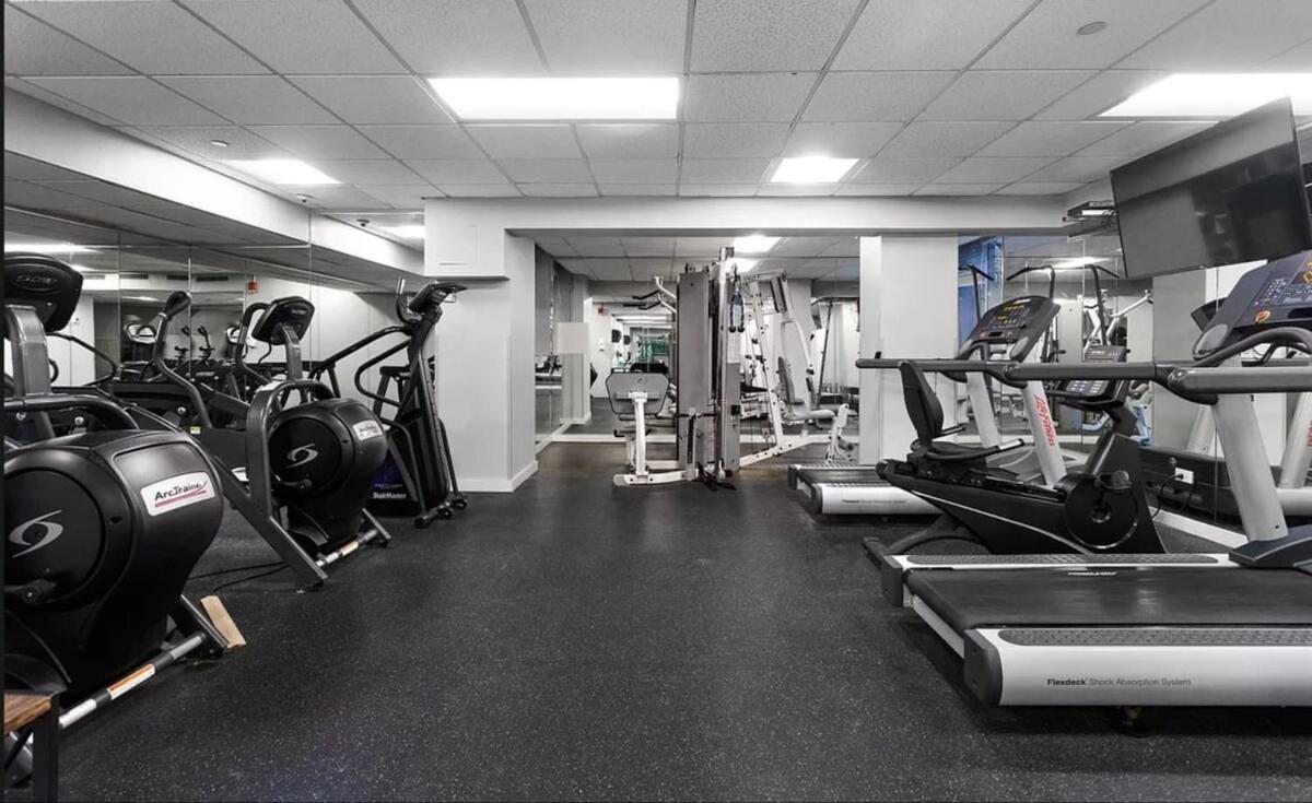 Apartment 73-208 New 2br2bath Uws Doorman Gym